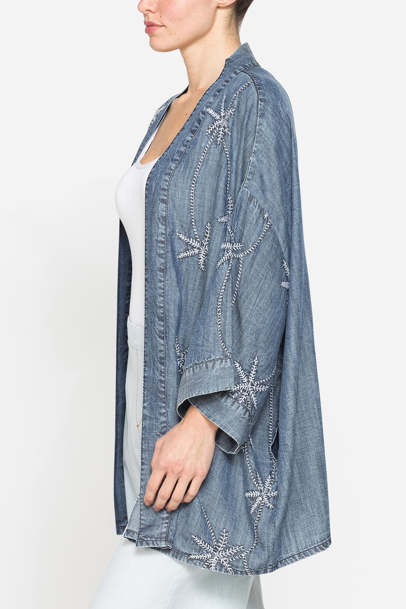 kimono in chambray con ricami
