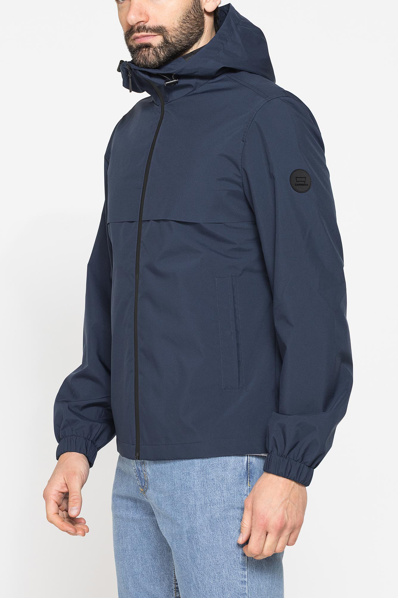 giacca antivento con rifiniture gommate