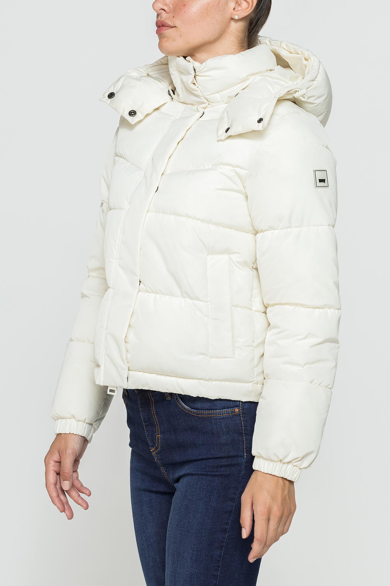 giubbino corto con cappuccio in tessuto opaco