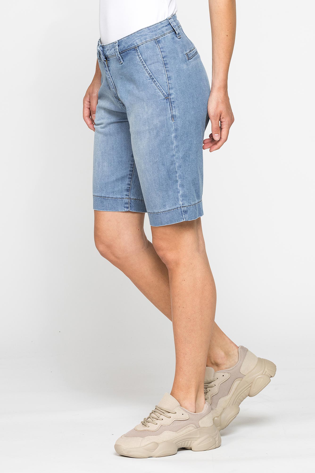 bermuda mod.785c in denim stretch 8oz. vita e gamba regolari.spintech elastic cotone sulla pelle